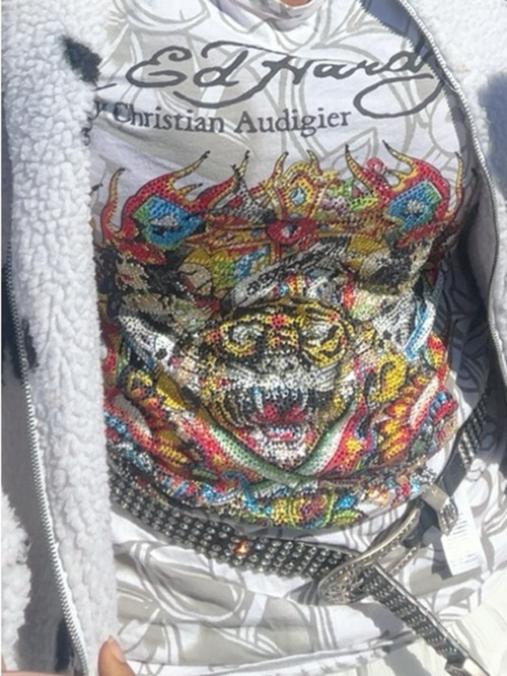 Ed Hardy White Short Sleeve Tee with Multicolor Rhinestone Tiger Crest - Picture 1 of 4